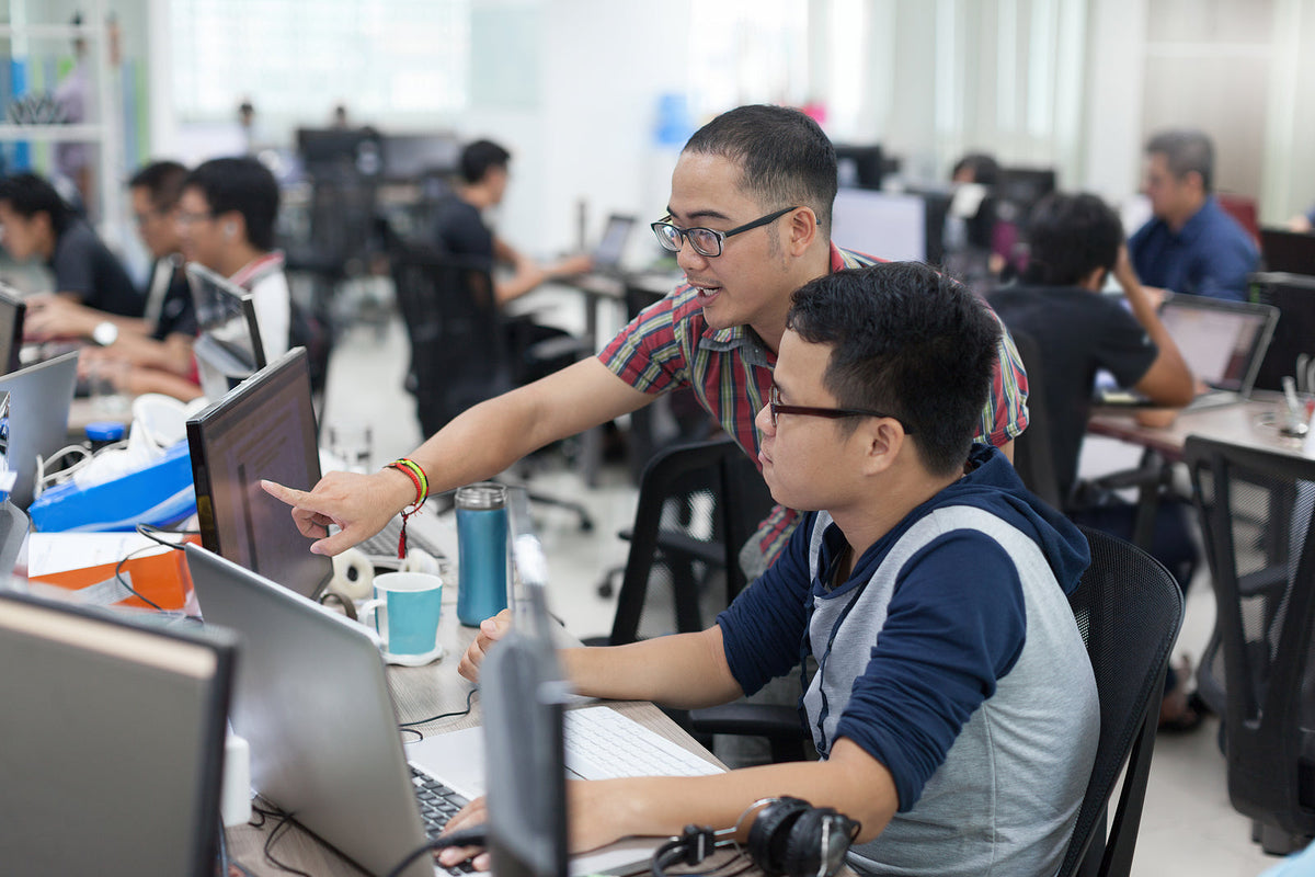 [Singapore] Nearly 1 in 4 workers use AI almost every day yet few see clear benefits
