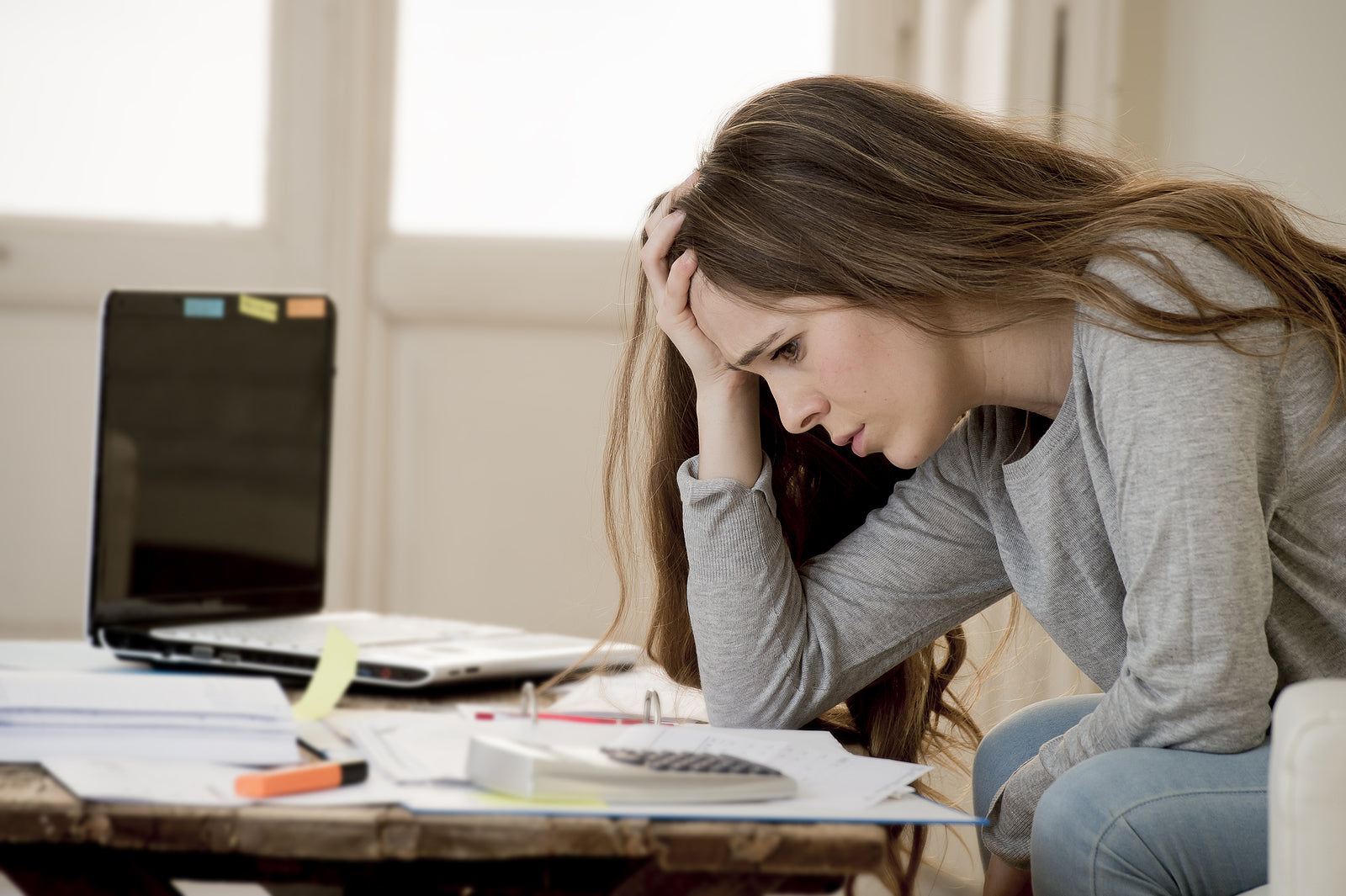 [UK] Less than half of employees are offered financial wellbeing support
