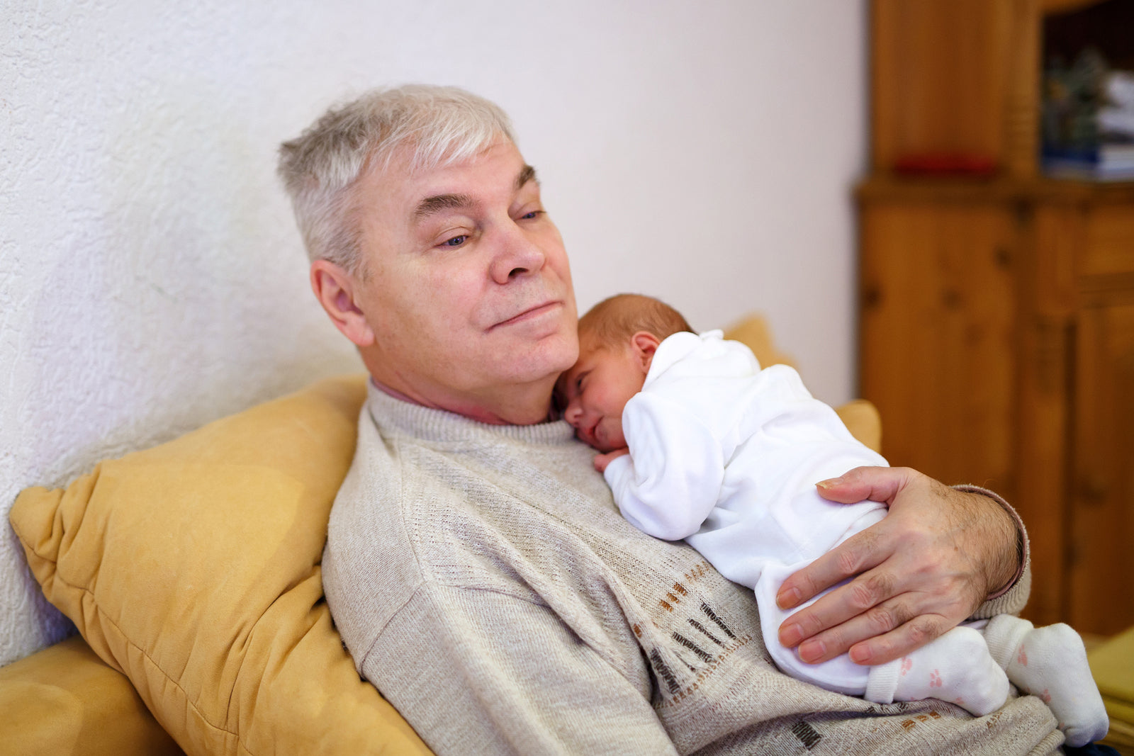 UK puts plans for grandparental leave on hold