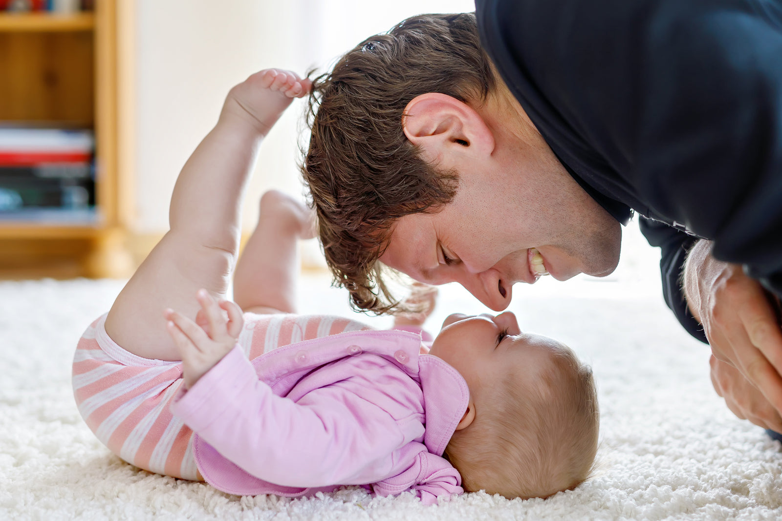 UK fathers not entitled to same pay as mothers on maternity leave