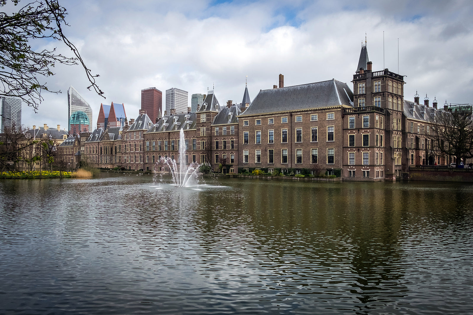[Netherlands] Pending vote on 30% preferential tax treatment rule