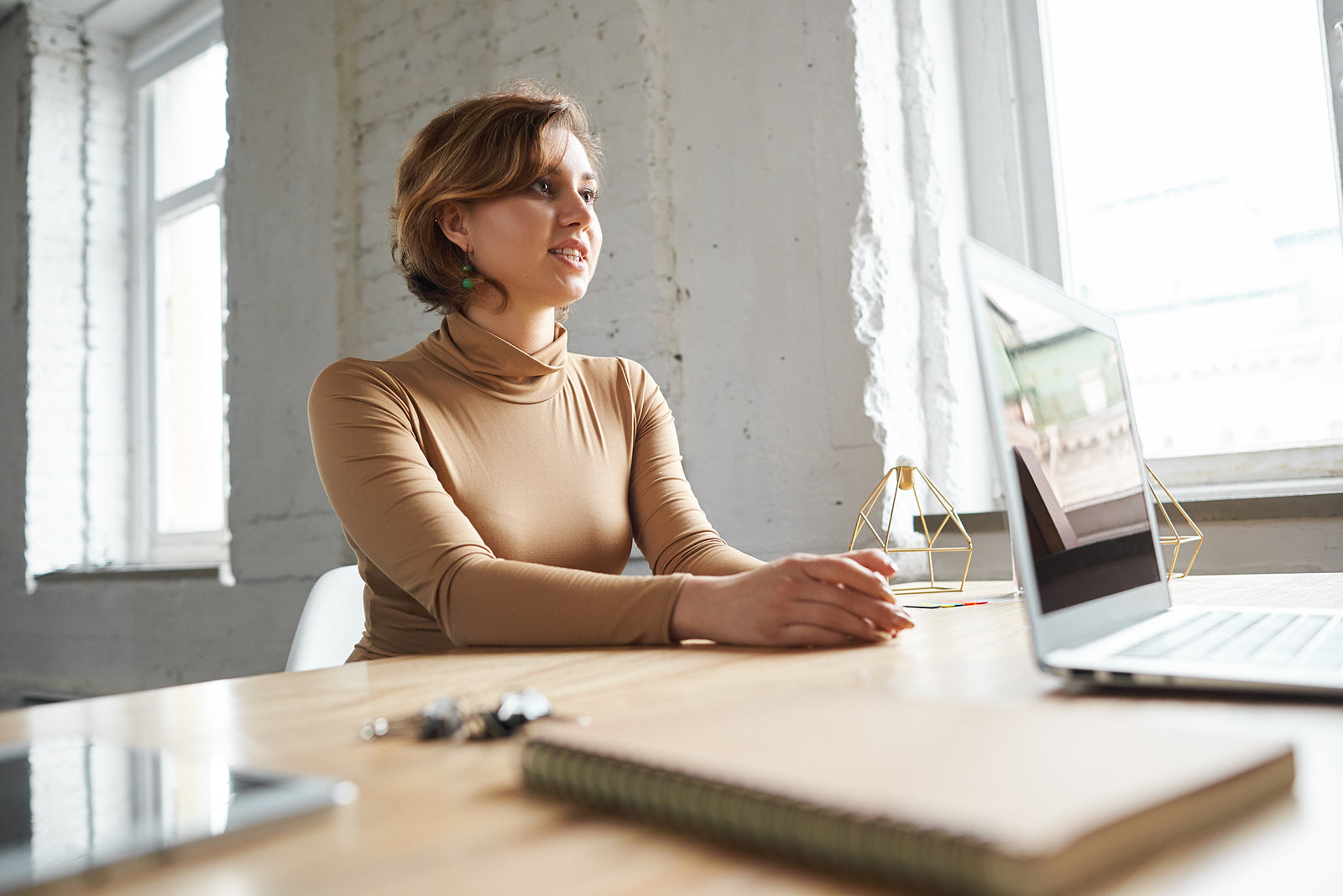 [UK] HR salaries are rising as application numbers fall