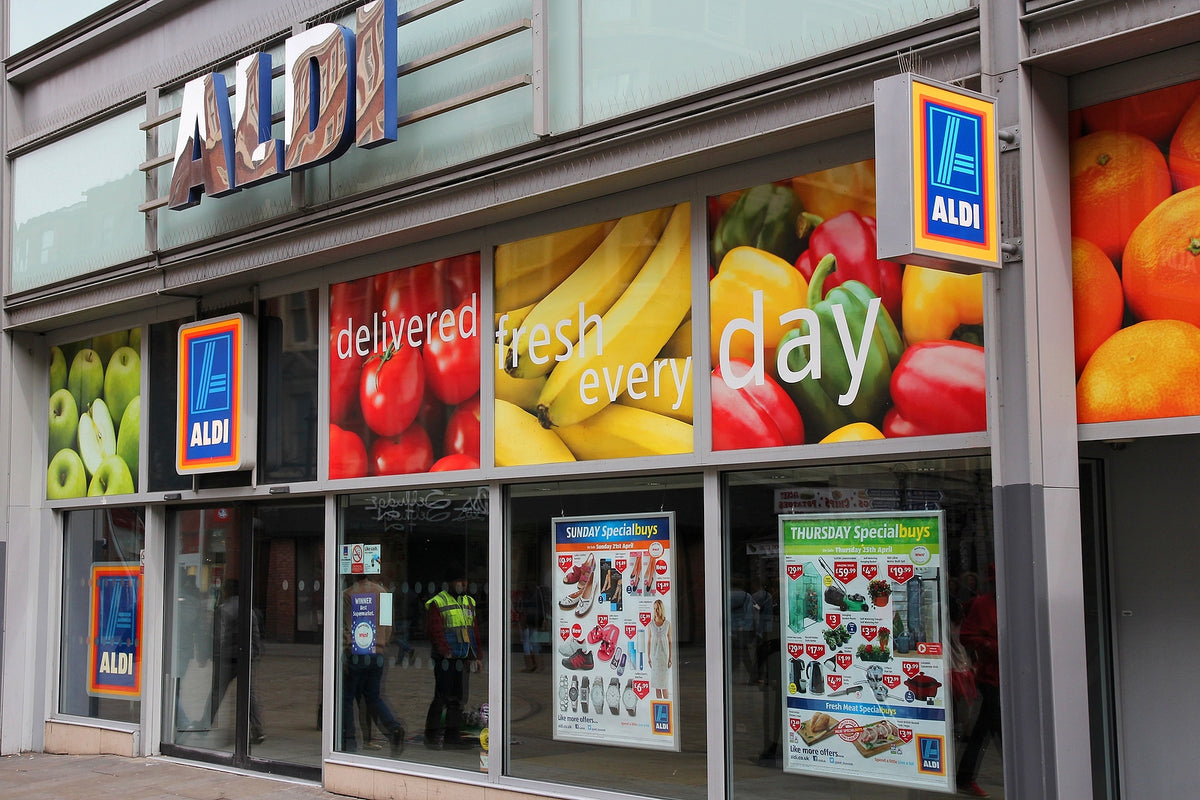 [UK] Aldi confirms second pay rise to combat soaring cost of living