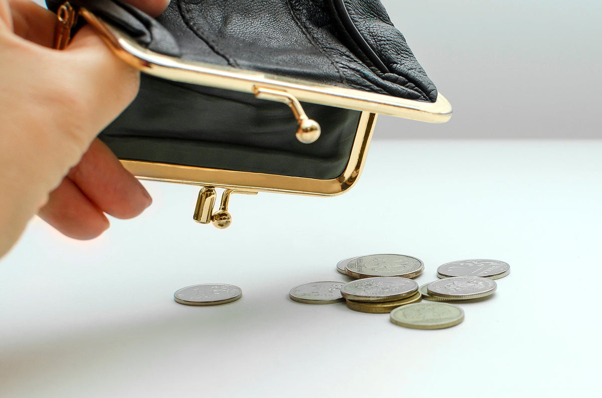[Russia] Salary arrears up by a third and state media under pressure to ignore