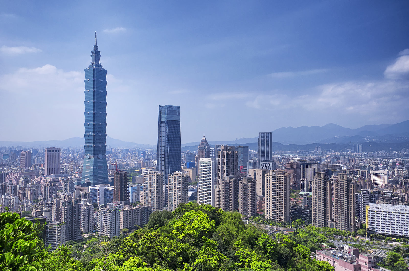 Taiwan to introduce national minimum wage
