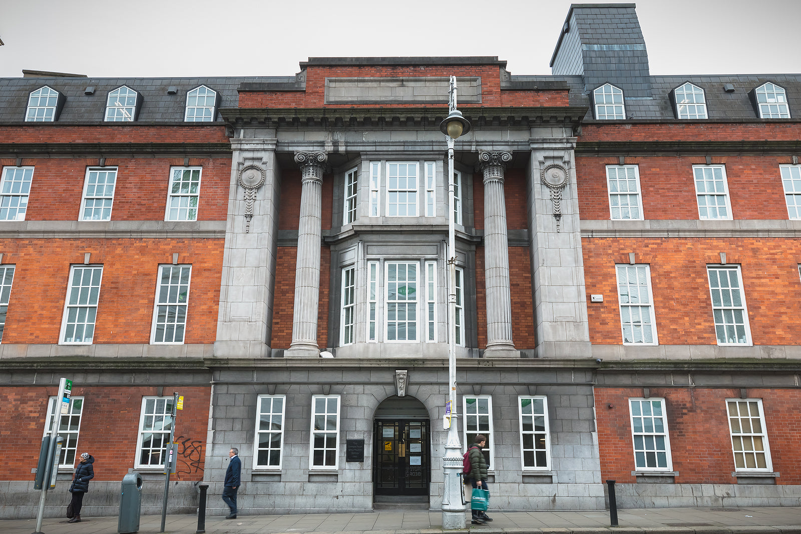 [Ireland] HSE’s outdated payroll systems shortchange 440,000 pensioners