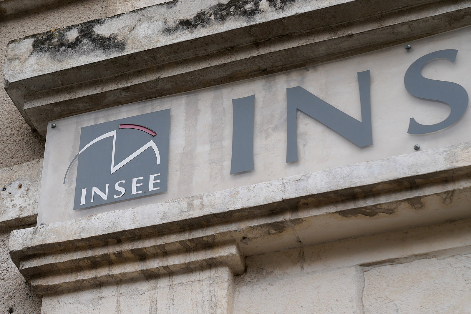 [France] Q4 saw 7% fall in temporary employment