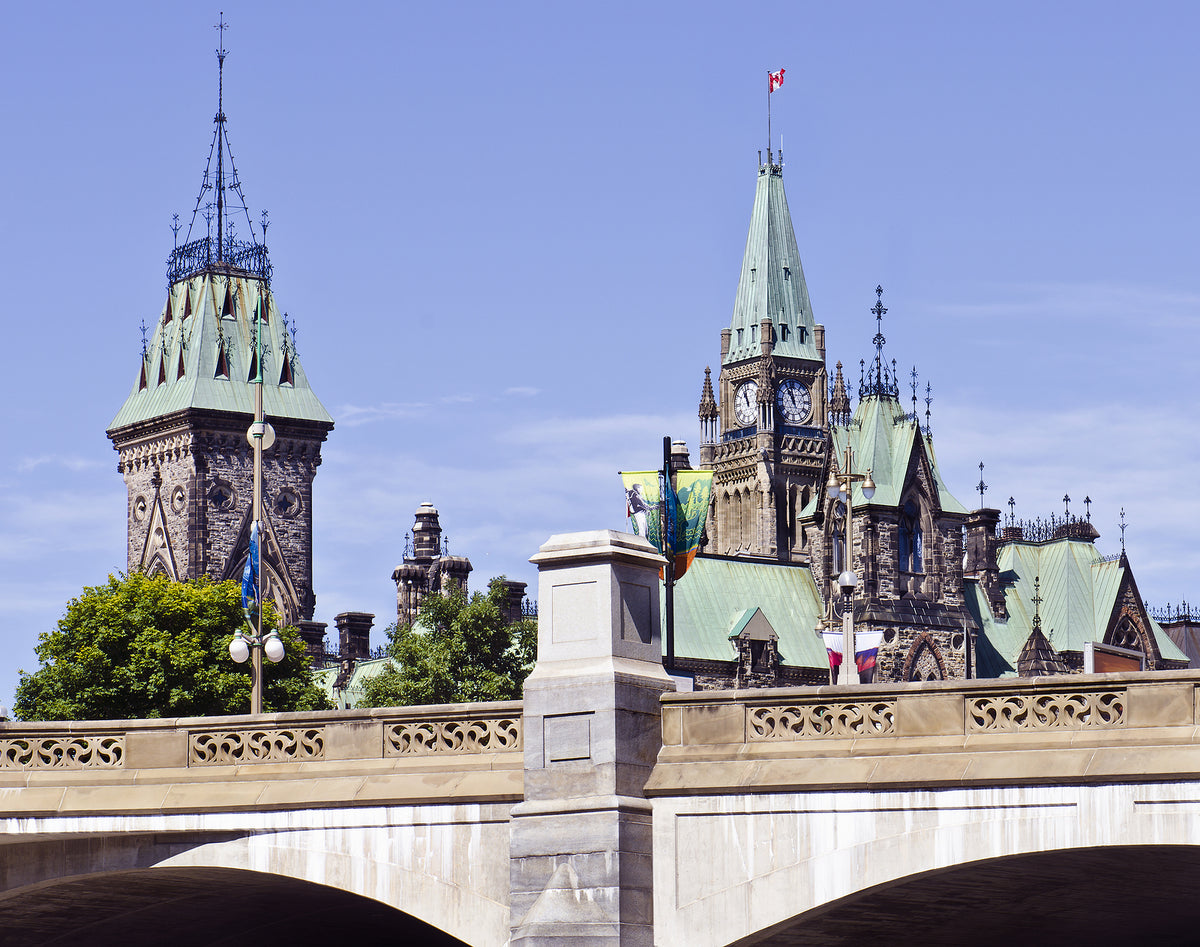 [Canada] $685 million owed to workers repaid by federal payroll system so far
