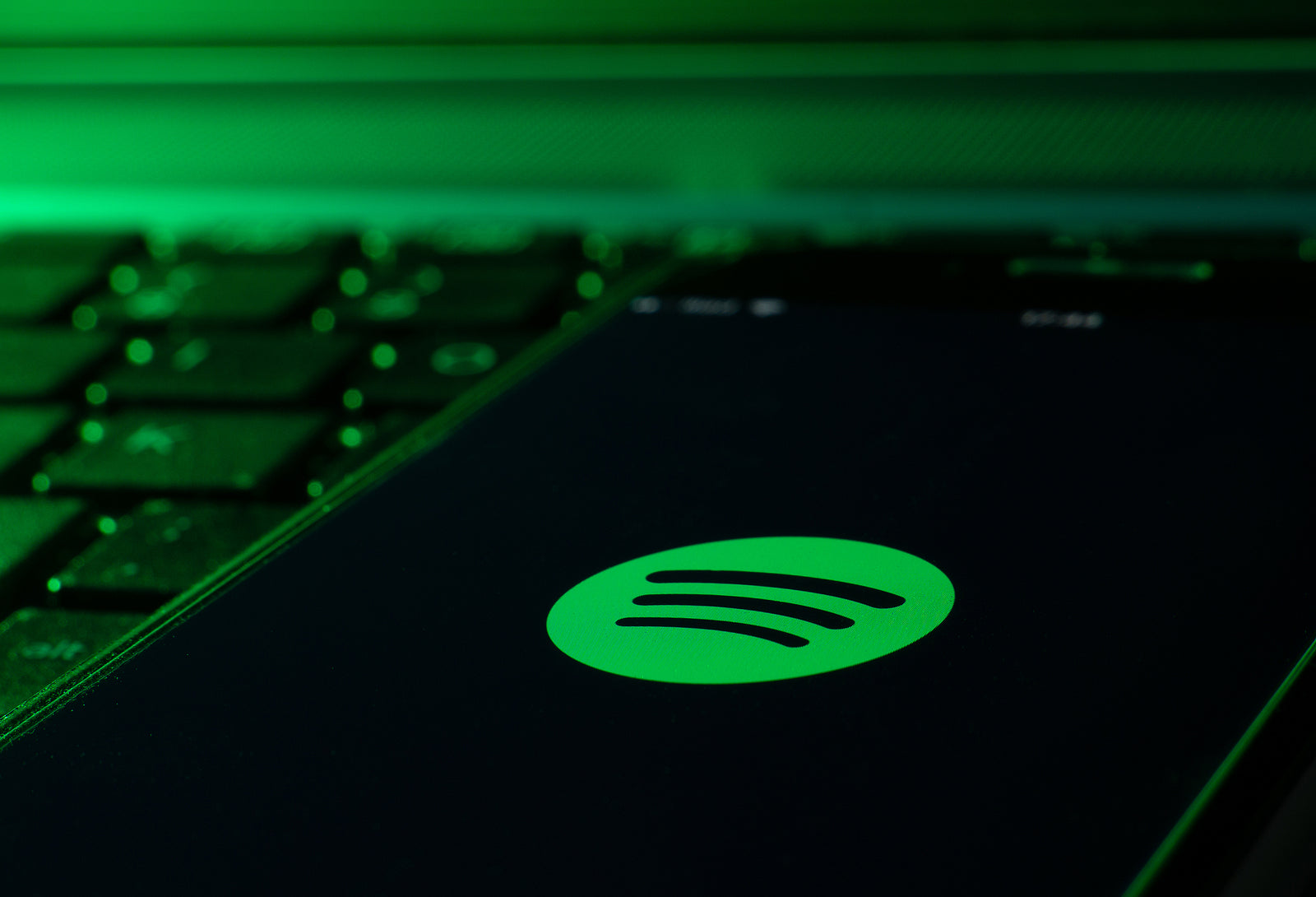 [Global] Spotify lays off 2% of its workforce