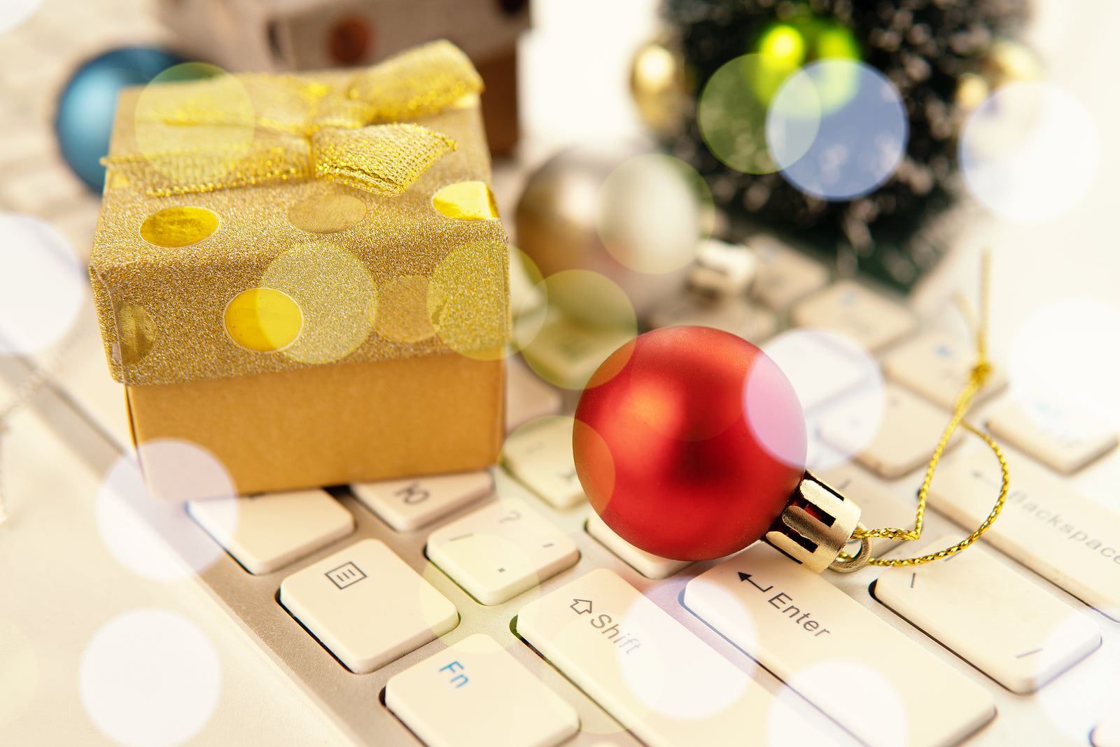 [Canada] Tax on Christmas bonuses