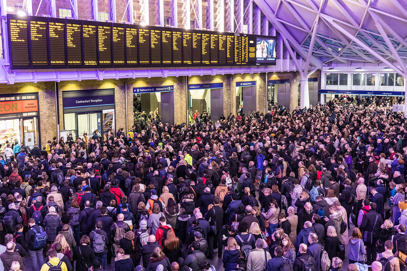 [UK] RMT demands minimum 7% pay rise ahead of rail strikes