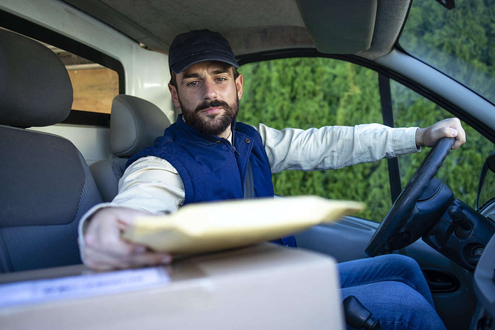 [UK] Hundreds of delivery drivers join labour rights battle against Amazon