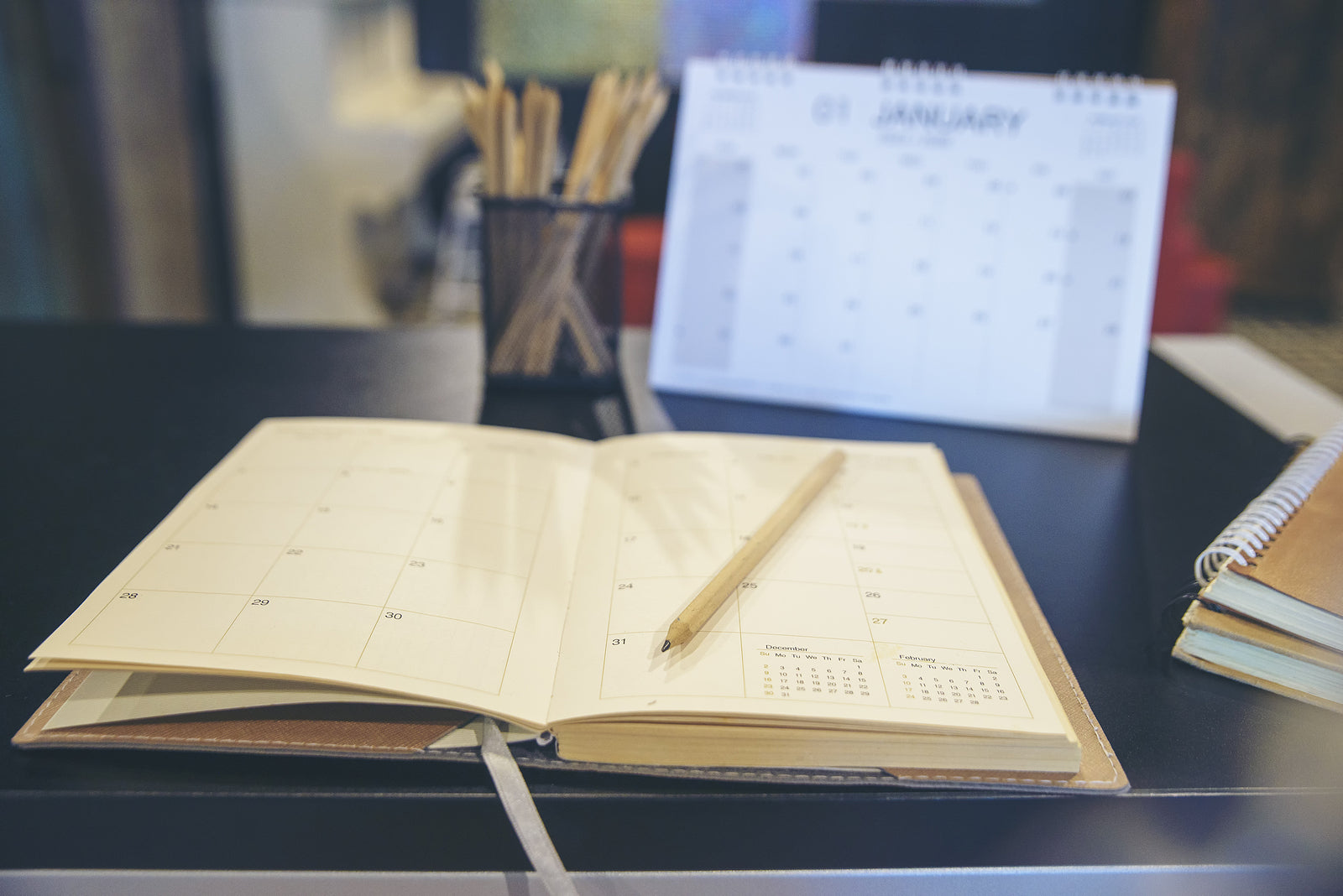 [UK] Term-time worker entitled to minimum wage for working hours outside school terms