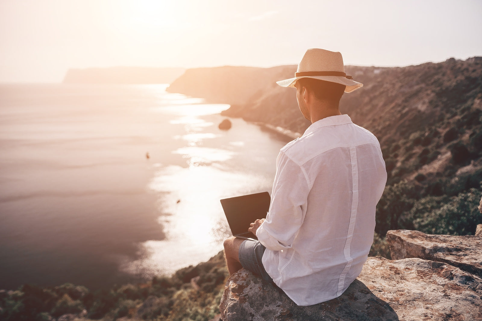 [Spain] Monthly income requirement for Digital Nomad Visa confirmed