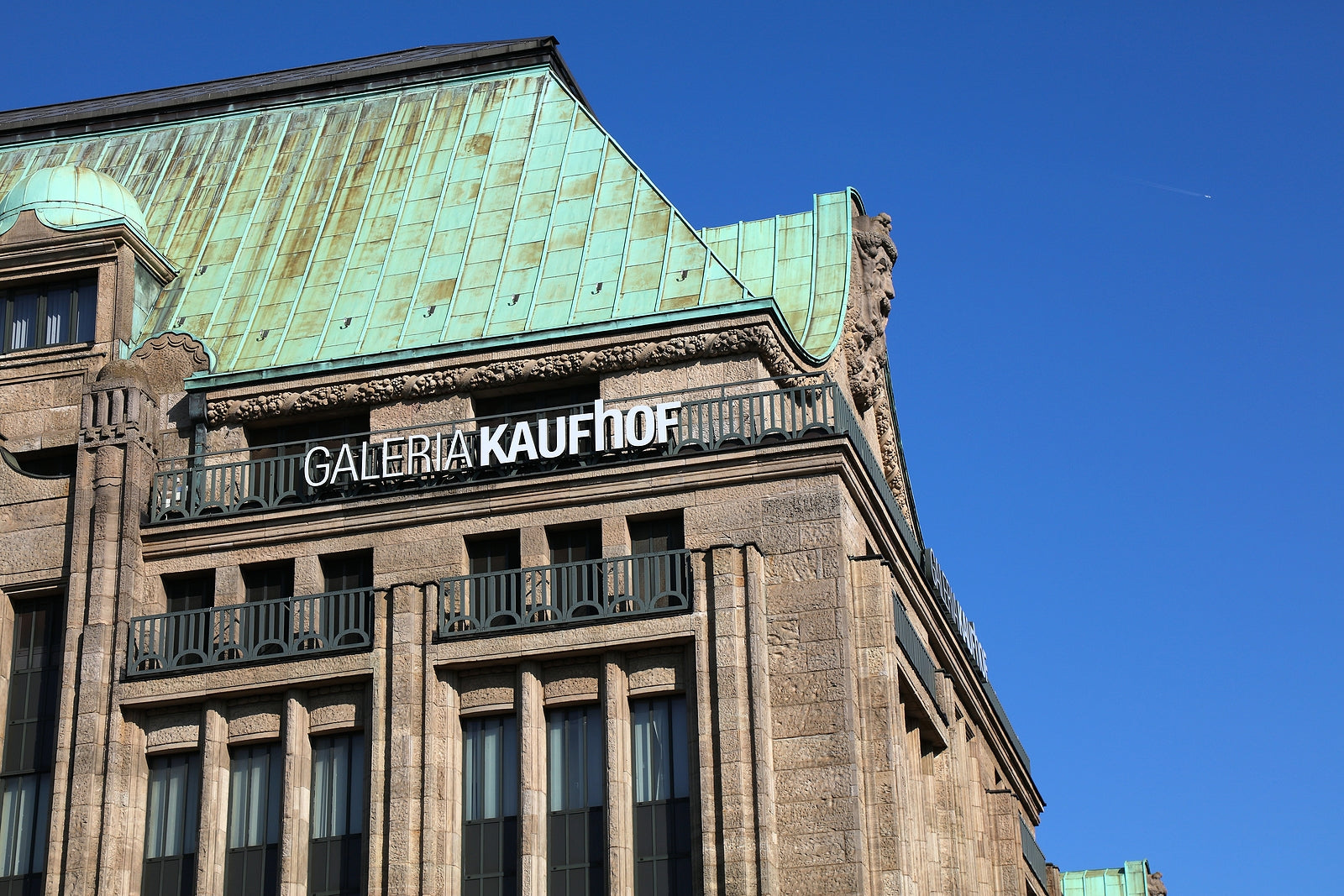 [Germany] Zalaris to digitalise HR and Payroll processes for top department store chain