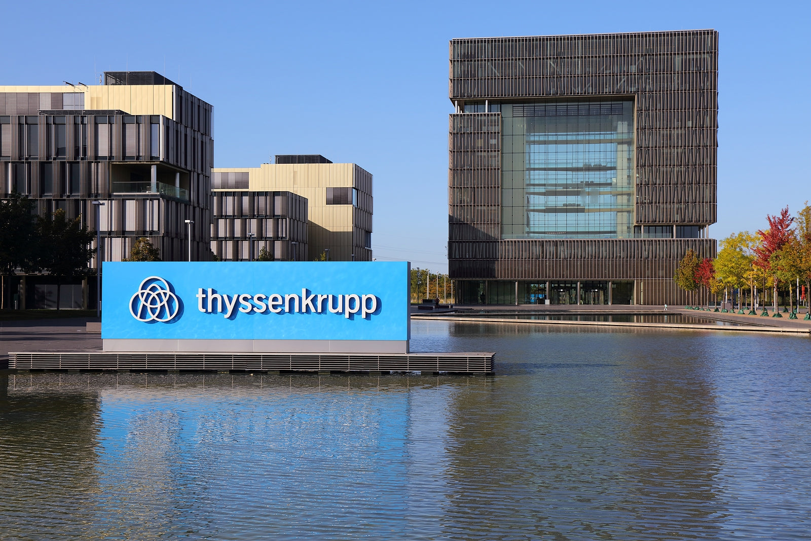 [Germany] Thyssenkrupp Steel cuts thousands of workers from its payroll
