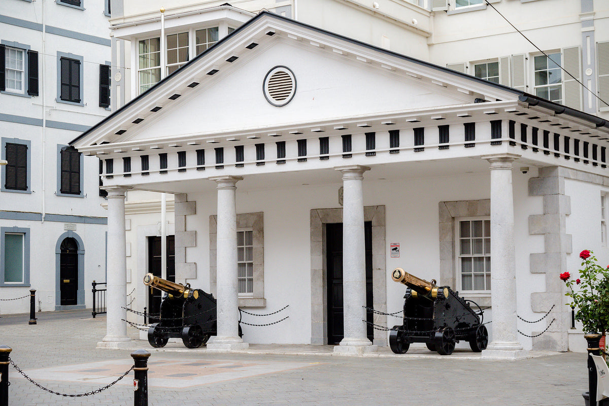 [Gibraltar] Minimum entry salary rise for Public Service staff agreed