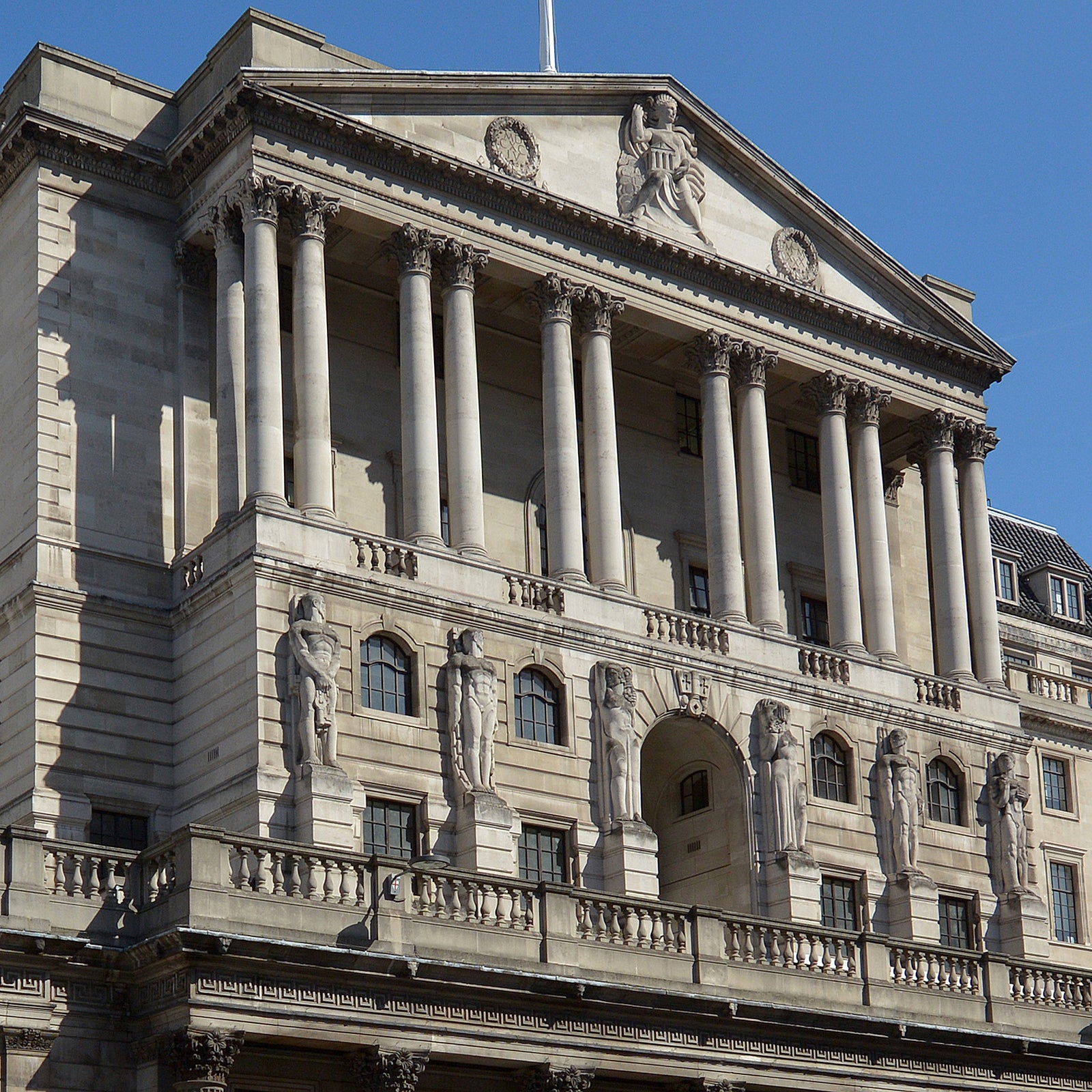 [UK] Bank of England governor: pay rises are bad for economy so stop asking