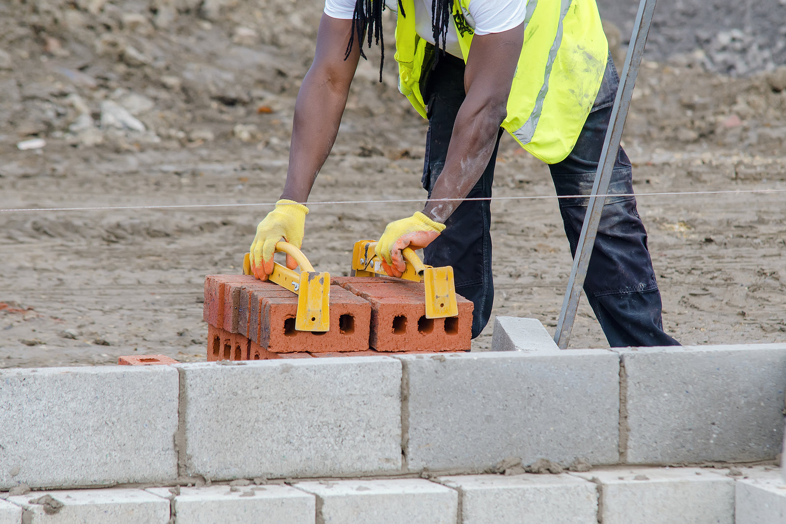 [UK] Construction industry tops insolvency list