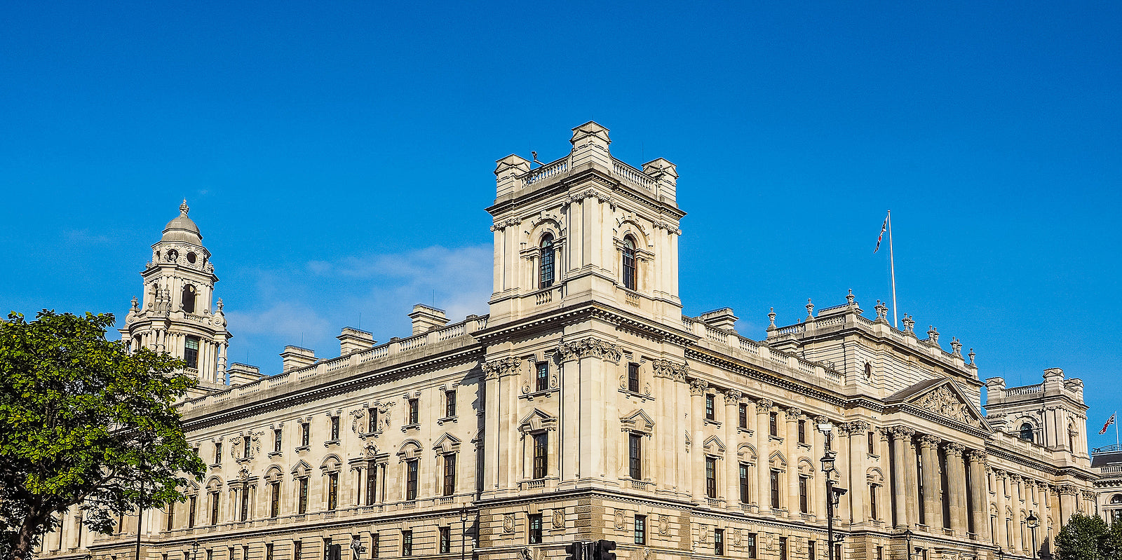 [UK] Agency Director’s £900K+ tax liability upheld
