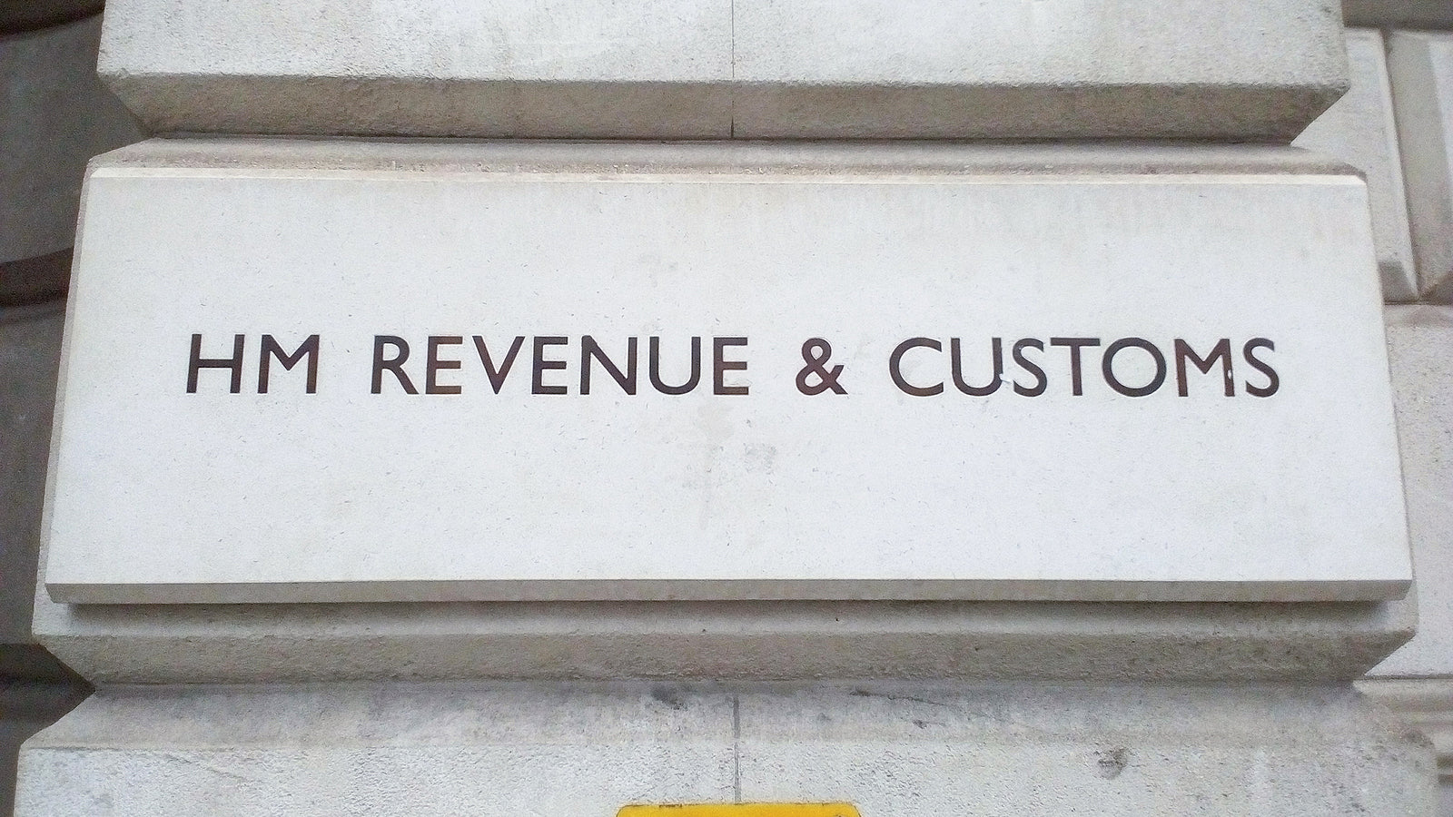 [UK] Umbrella payroll company director gets 8 year ban
