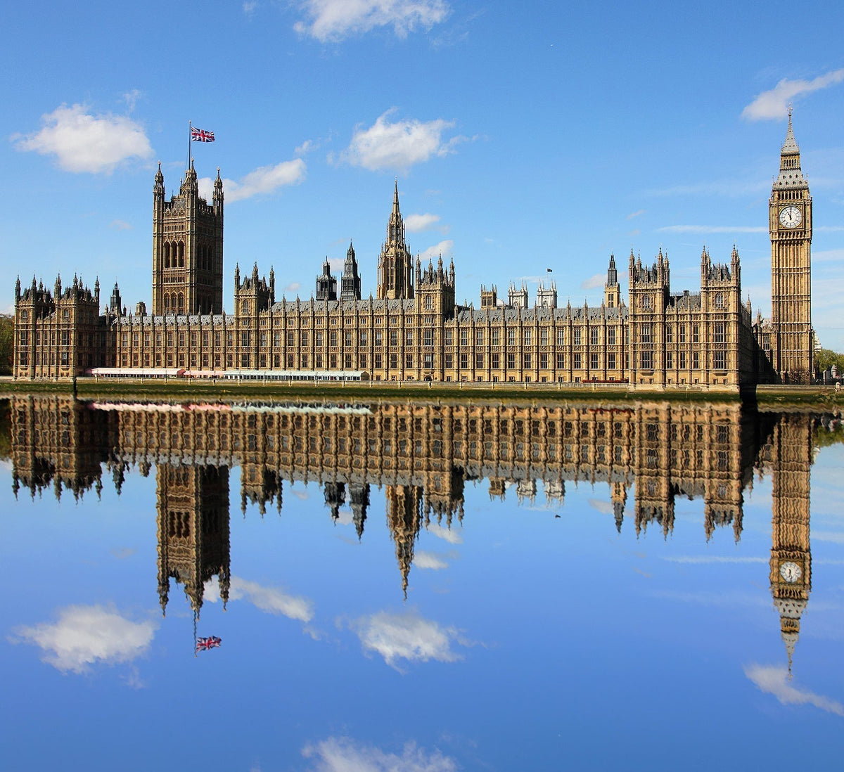 [UK] Commons rejects salary sacrifice cap change and exemptions