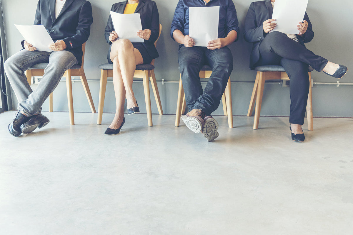 [UK] Small firms slowed hiring amid economic uncertainty