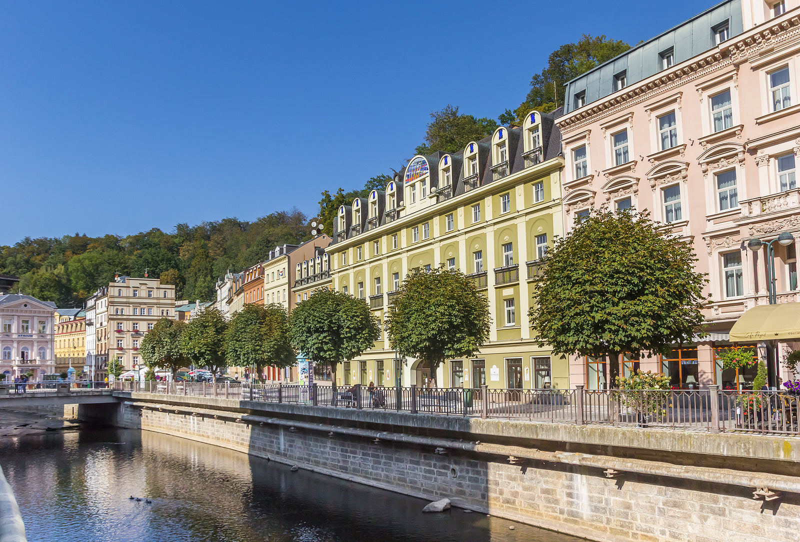 [Czech Republic] Moody’s downgrades economic outlook from stable to negative