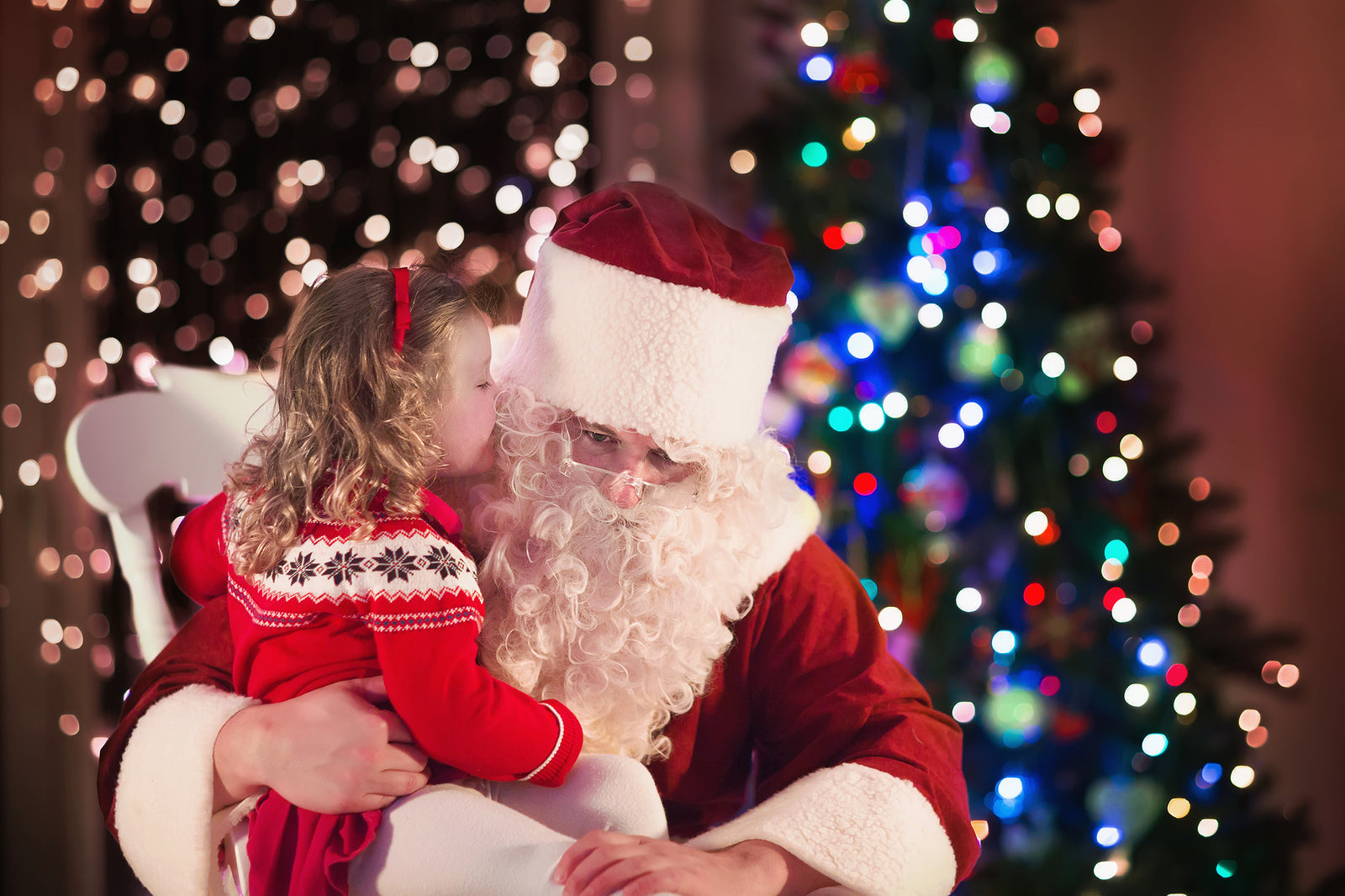 [UK] No pay rise for Father Christmas but elves saw wage bump
