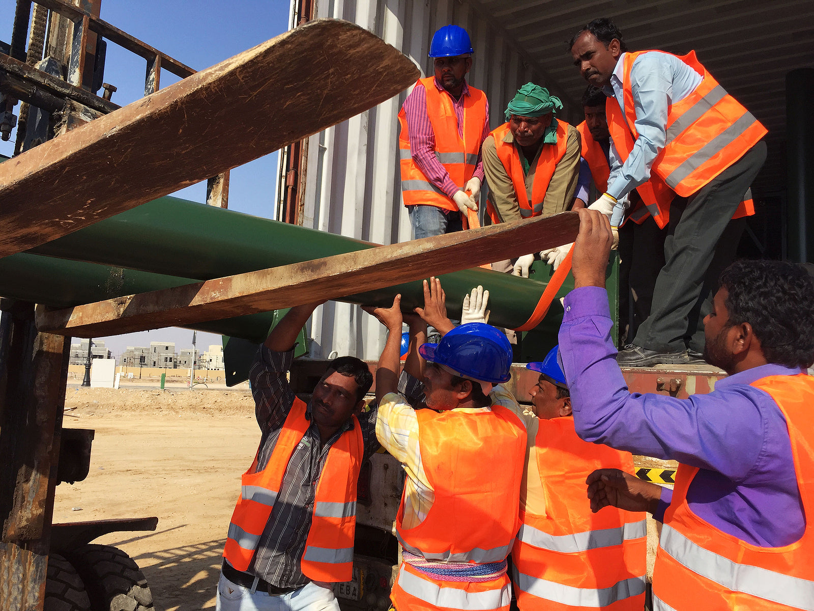 [Saudi Arabia] Minimum wage will apply to all new and existing workers
