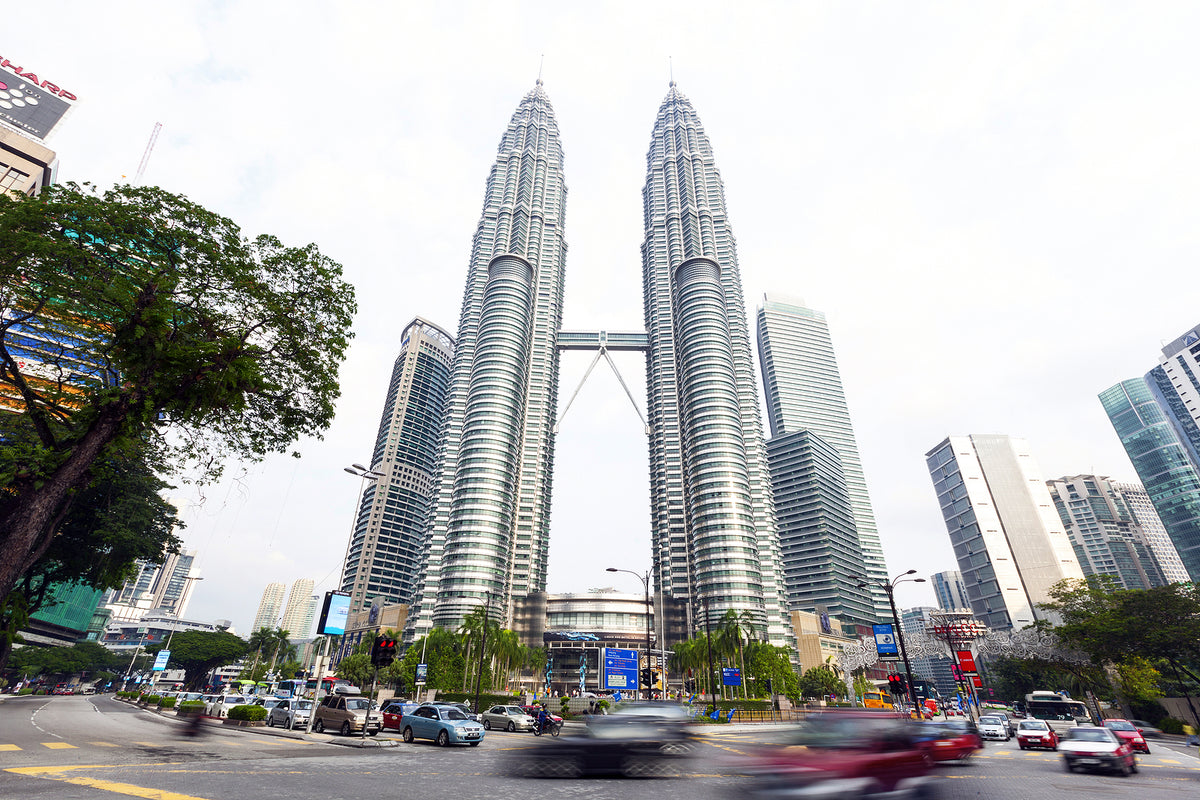 [Malaysia] E-wages will pay salaries in ‘real time’, following workers suicide
