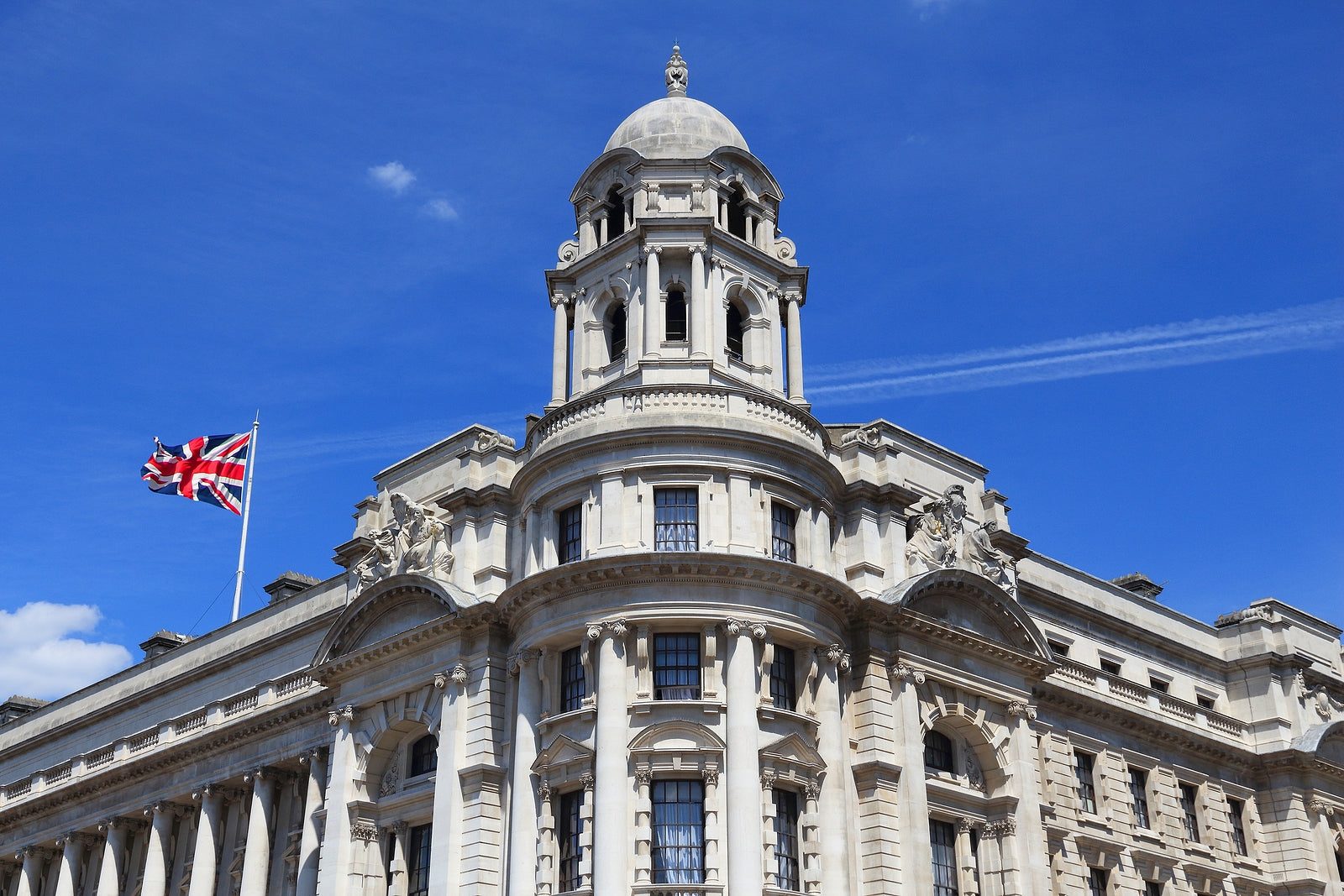 [UK] Civil service salaries balloon 60% after 100k headcount growth
