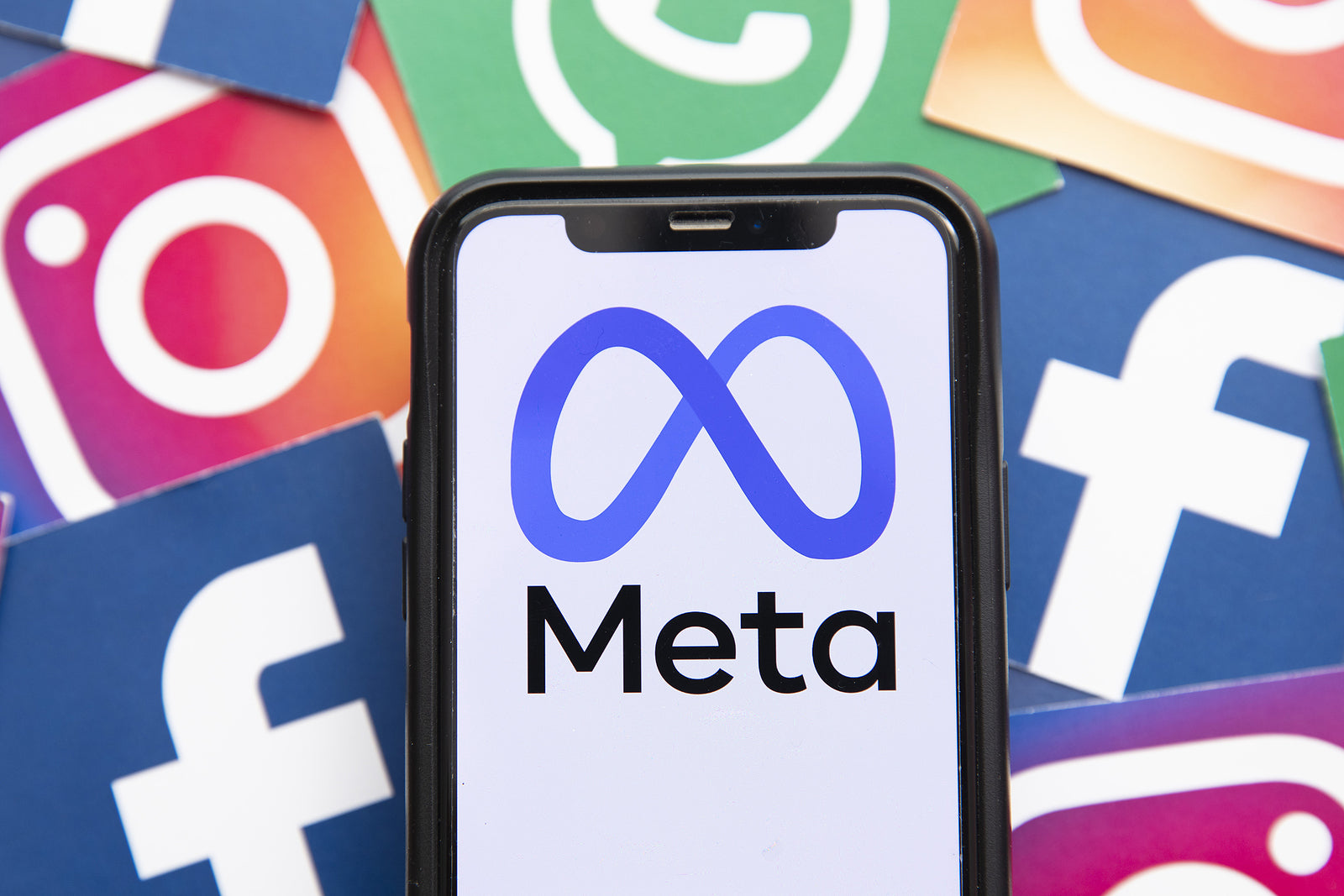 [Global] Meta announces massive layoffs affecting 11,000 employees