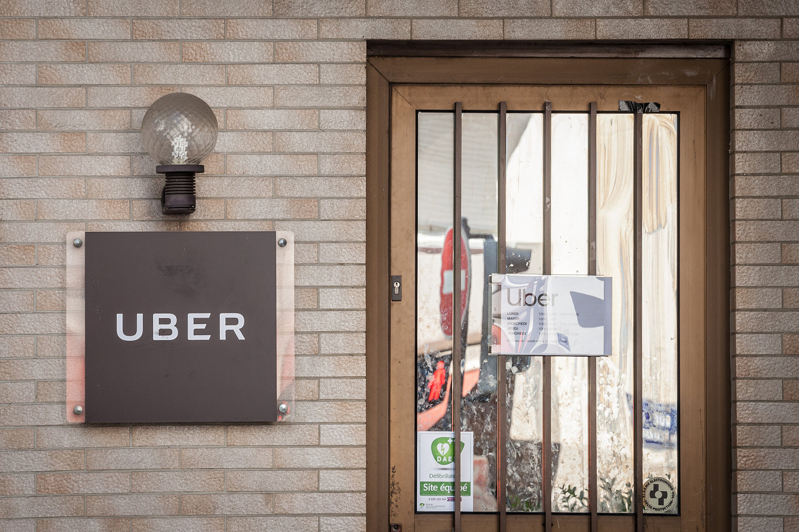 [France] Authorities demand €1.7 billion payroll taxes from Uber