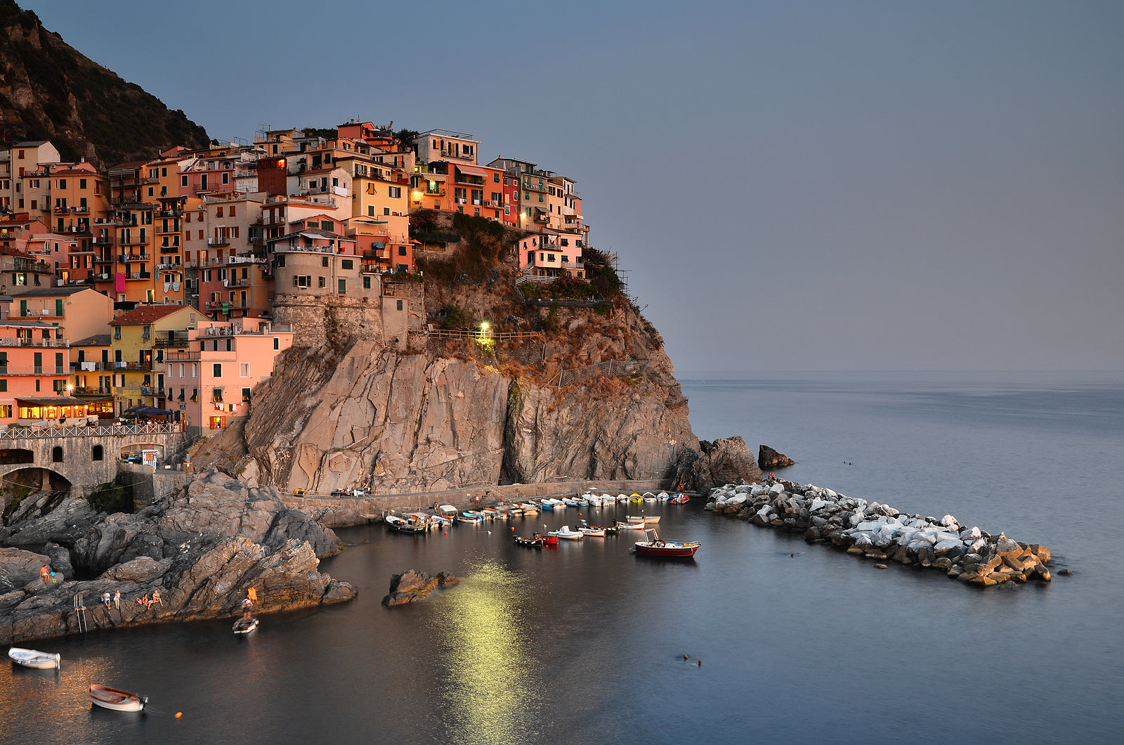[Global] Two stunning Italian towns will pay remote workers to move in