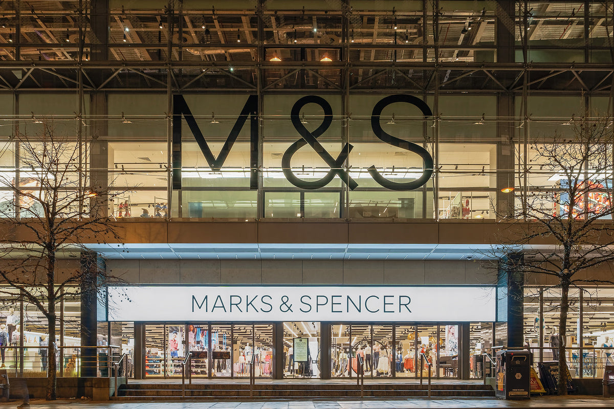 [UK] Marks & Spencer raises store worker pay but drops real living wage commitment