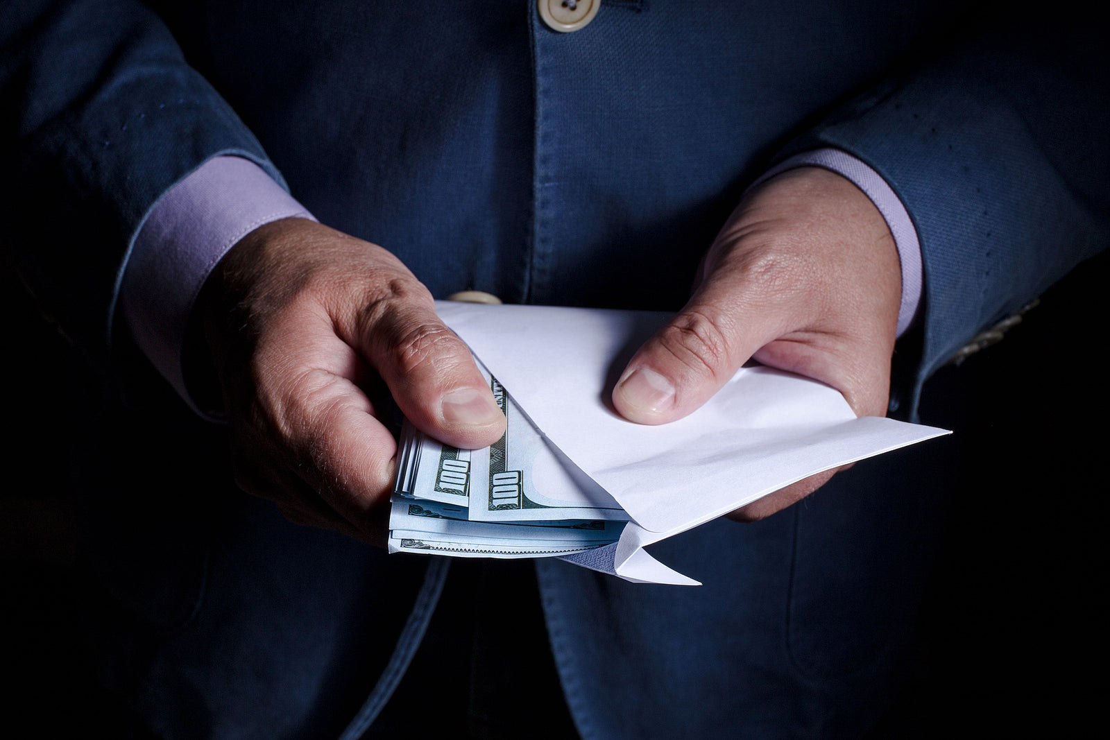 [South Carolina] Former bookkeeper pleads guilty to $1million embezzlement