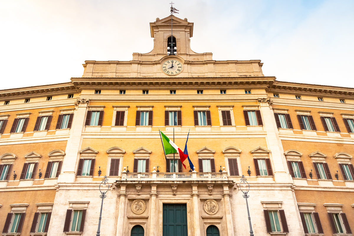 [Italy] Minimum wage bill defeated by ruling parties