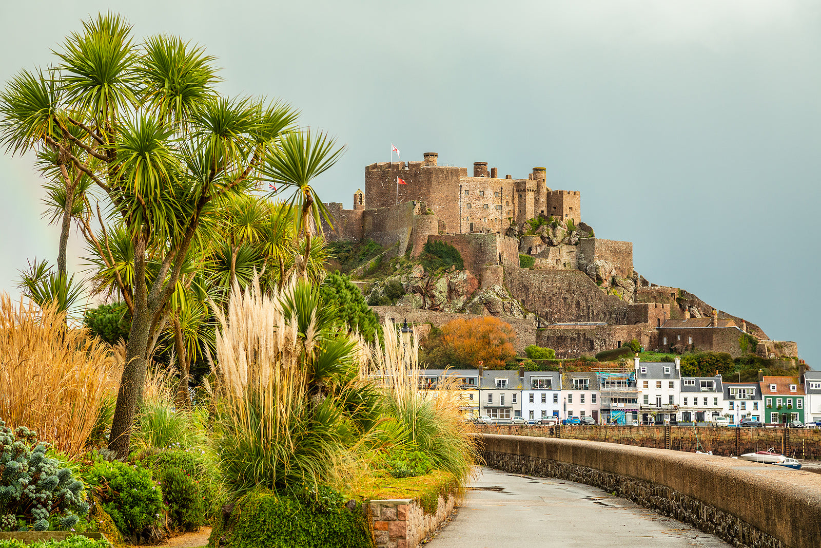 [Jersey] Government defends failure to meet its living wage pledge