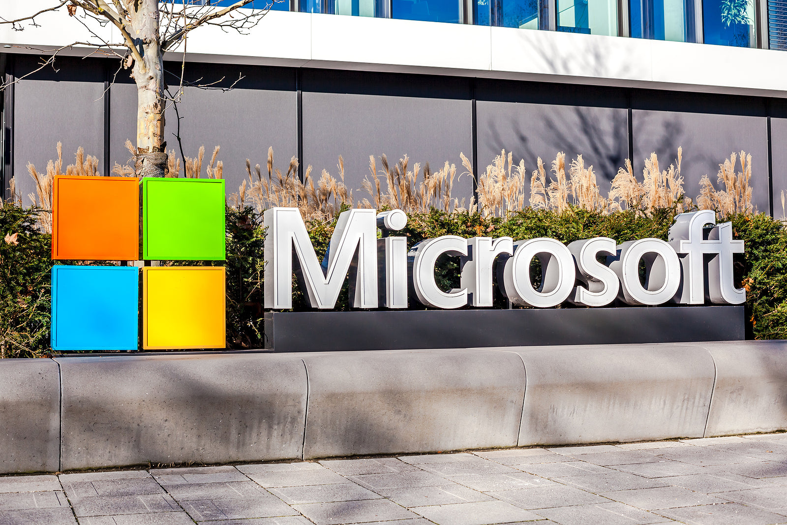 [US] Microsoft employees can work from home forever