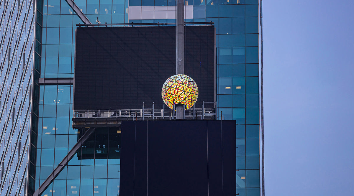 [US] New York’s ball drop ushers in a pay bump for minimum wage workers