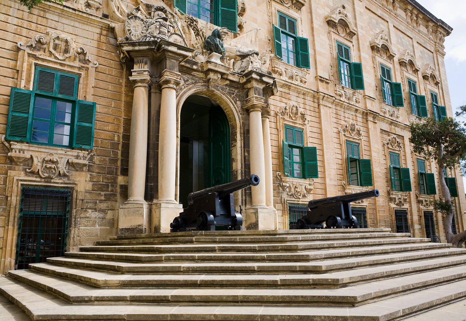 [Malta] ‘Significant’ payroll errors at company under Prime Minister’s control