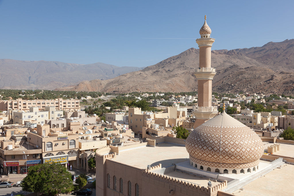 [Oman] Switching jobs made easier for expats without registered employment - Nizwa old town Oman, employment protections for expats Oman