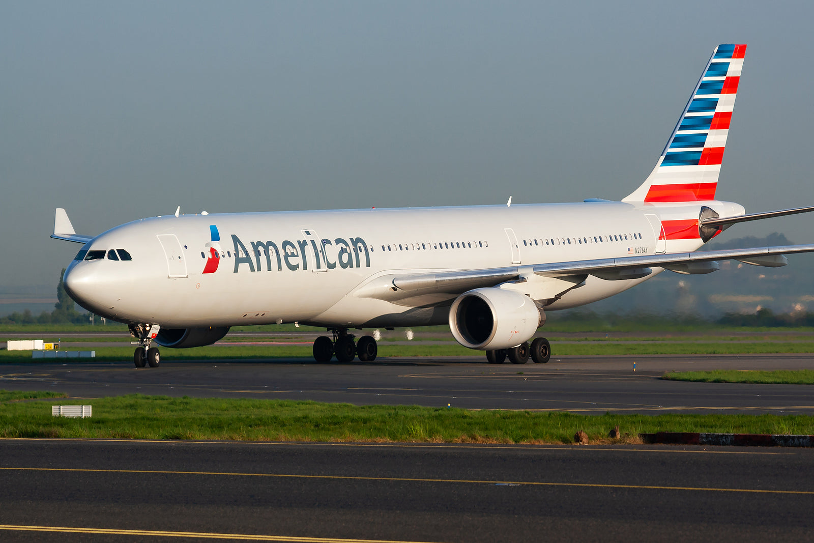 [US] Travel slump prompts American Airlines to lay off 17,500 employees