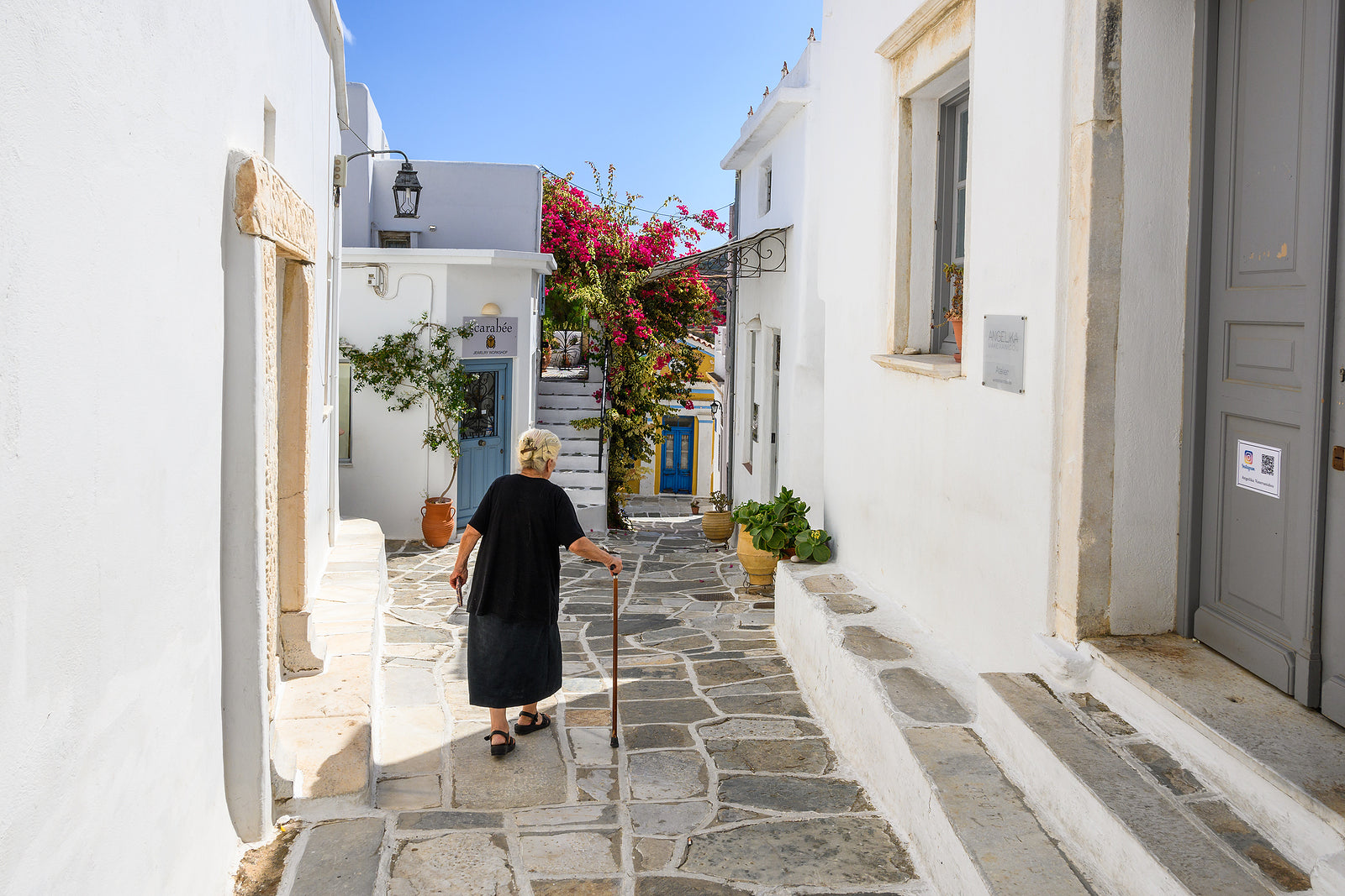 [Greece] Prime Minister announces first pension rise in a decade