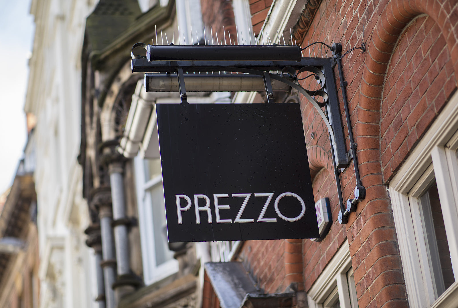 [UK] Prezzo staff get pay rise and Boxing Day off amid recruitment crisis