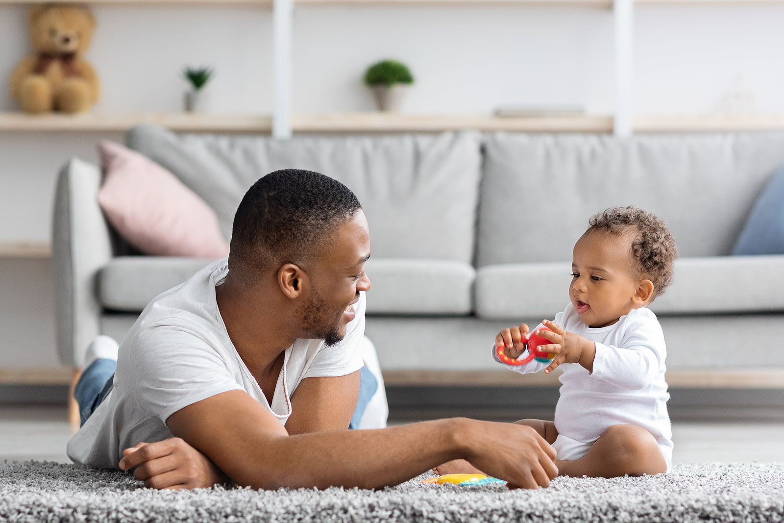 [UK] Half of employers support extending statutory paternity leave