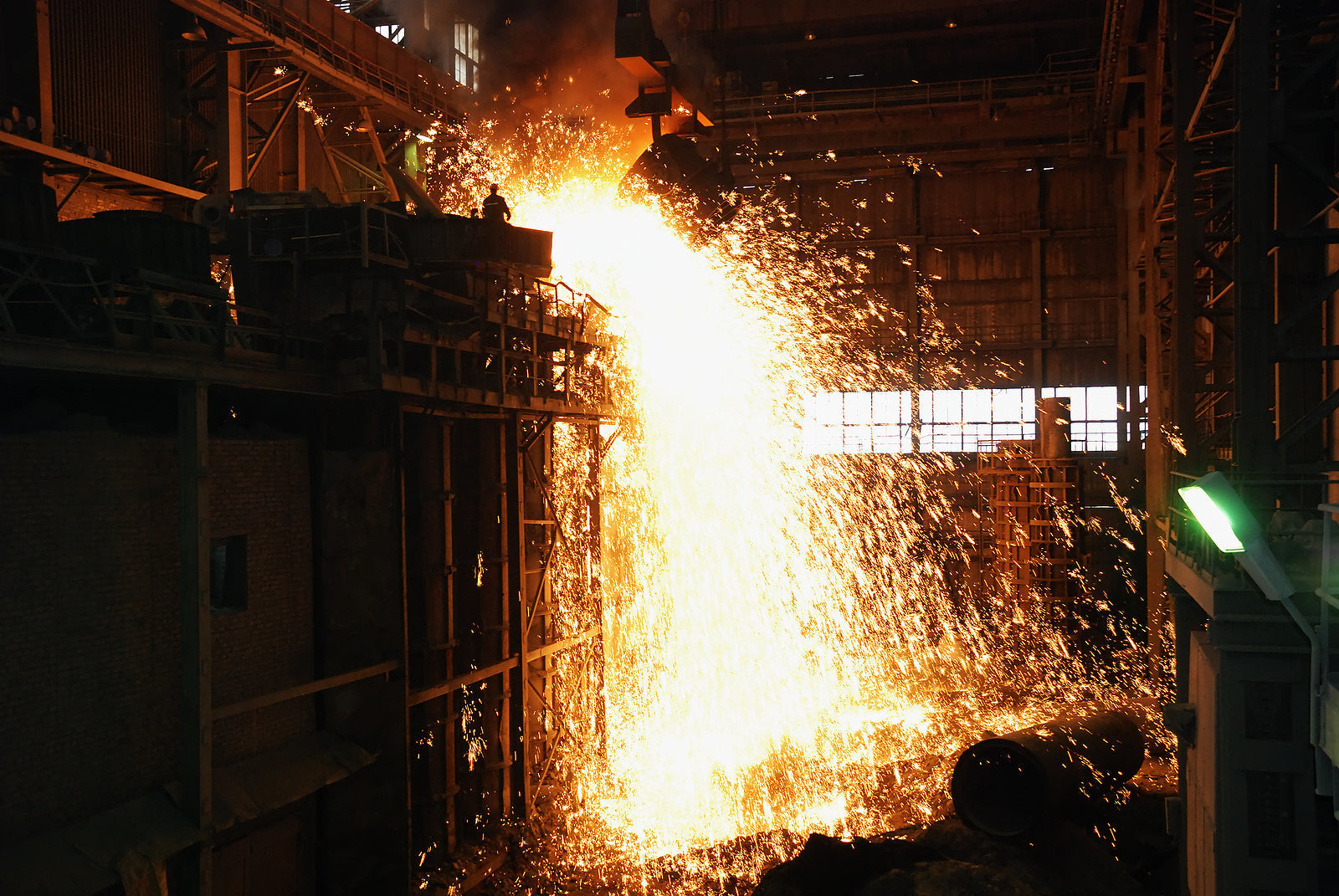 [Australia] 3 weeks' wages guaranteed for Liberty Bell Bay smelter workers
