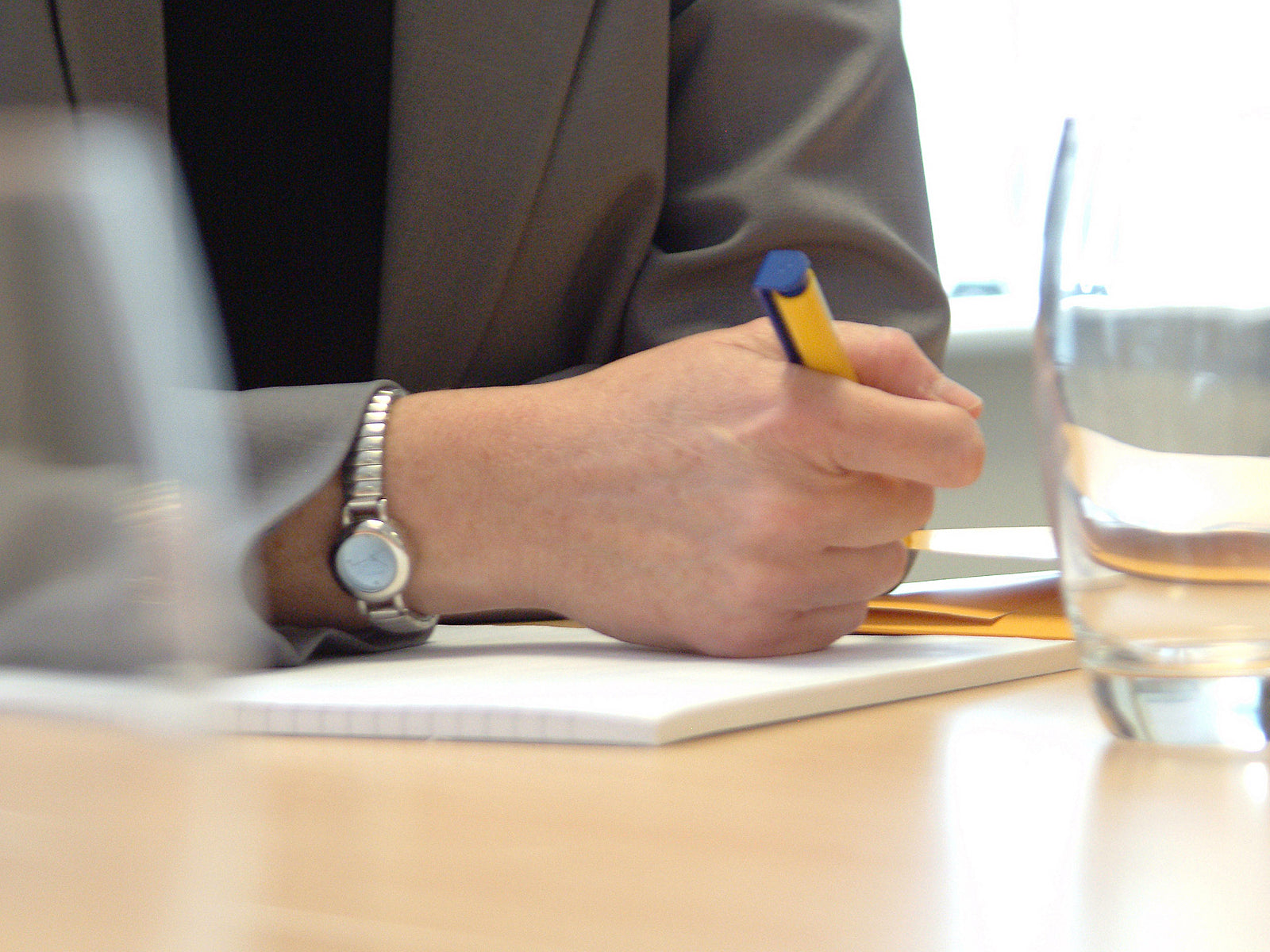 [UK] Tribunal finds employers not obligated to pay minimum wage for travel time