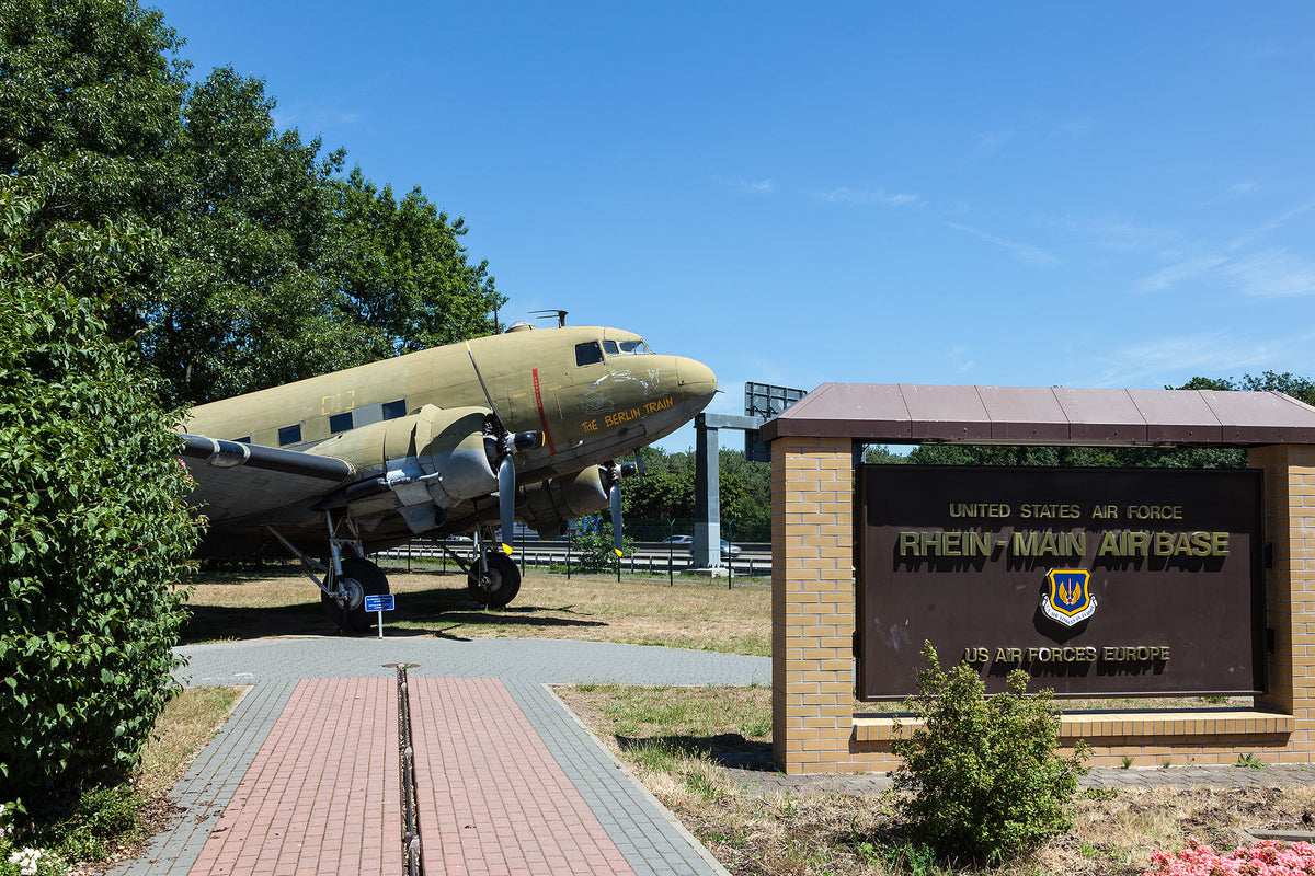 [Germany] Federal government will pay local staff at US bases during Trump’s shutdown